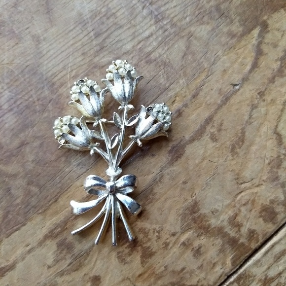 Vintage Napier flower bouquet brooch pin - Picture 1 of 5